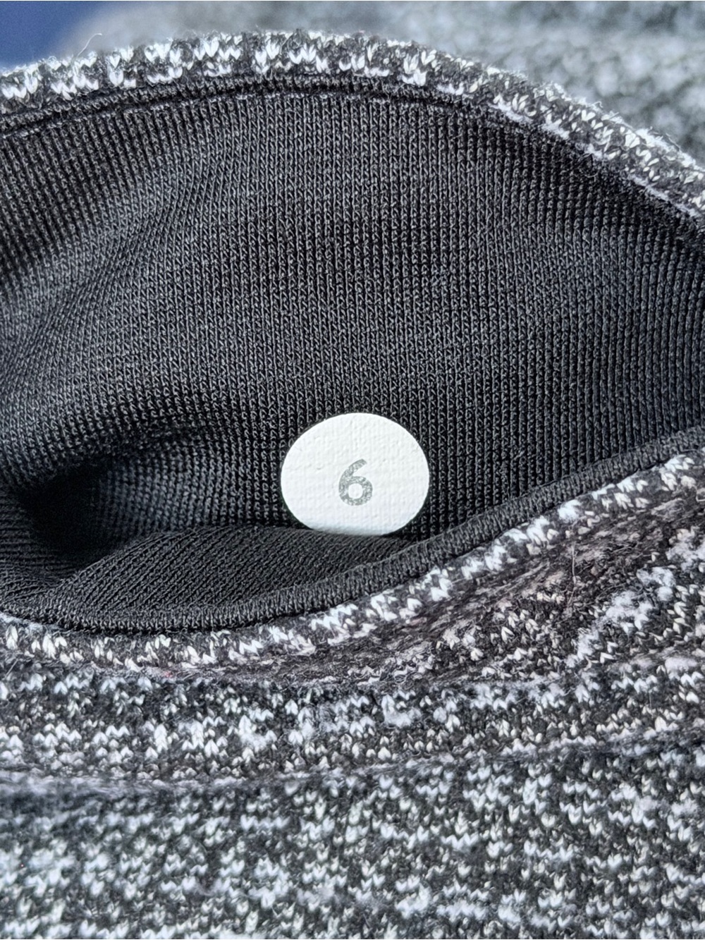 Lululemon Wunder Under Crop Scattered Herringbone Black White Size 6 - Picture 2 of 3